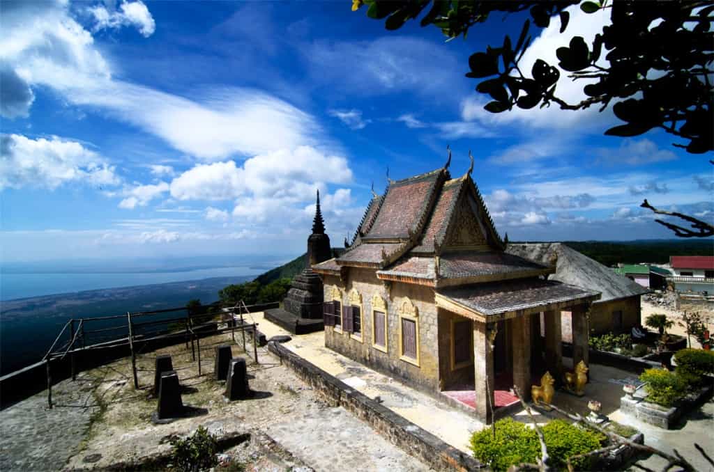 Bokor_Kampot-Wat Sampao